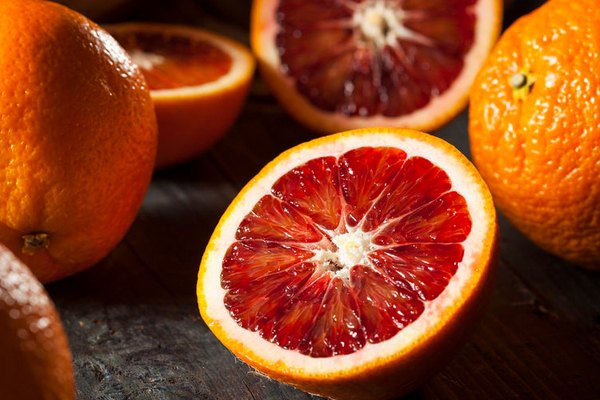 میزان انرژی پرتقال خونی