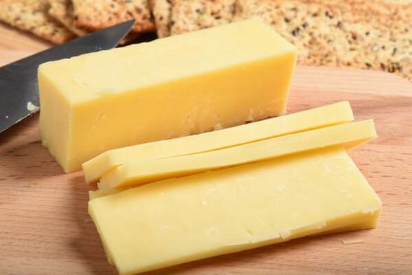 کالری انواع پنیر
