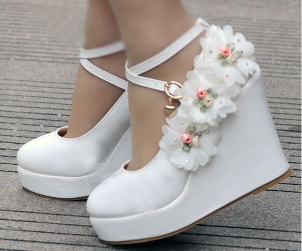 کفش لژدار دخترانه عروس چرمی سفید با لژ بلند