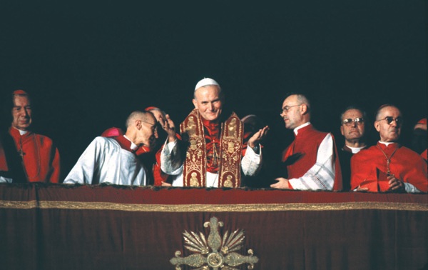 جایگاه پاپ؛ یک اختلاف نظر و تفاوت بین کاتولیک و پروتستان