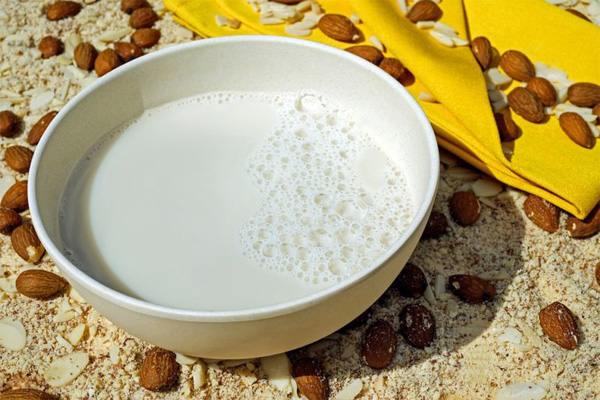 مواد غذایی برای افزایش شیر