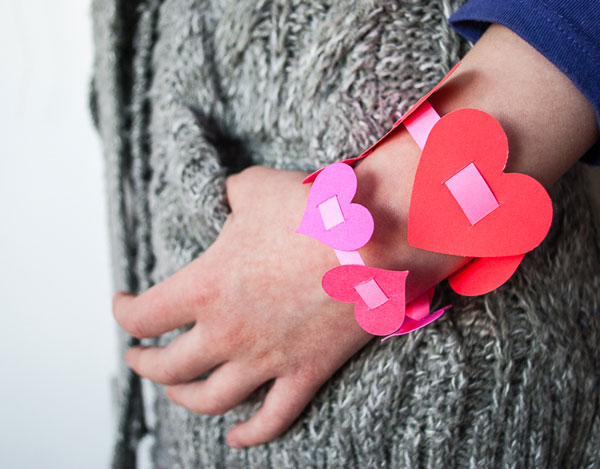 ساخت کاردستی دستبند قلبی شکل زیبا