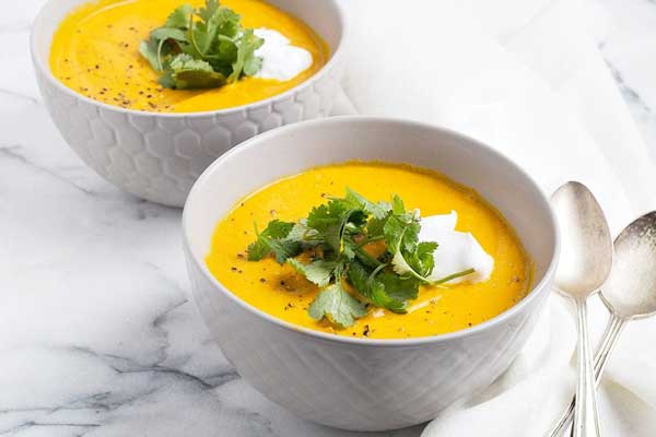 سوپ کدو حلوایی با شیر نارگیل