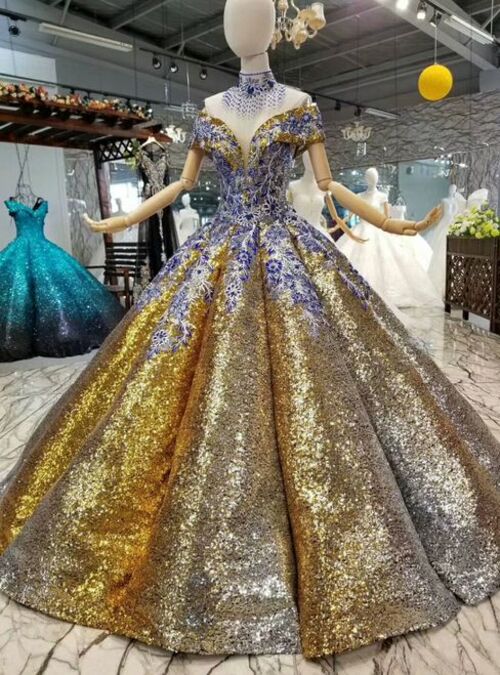  مدل لباس عروس شاین یقه دلبری و پف دار