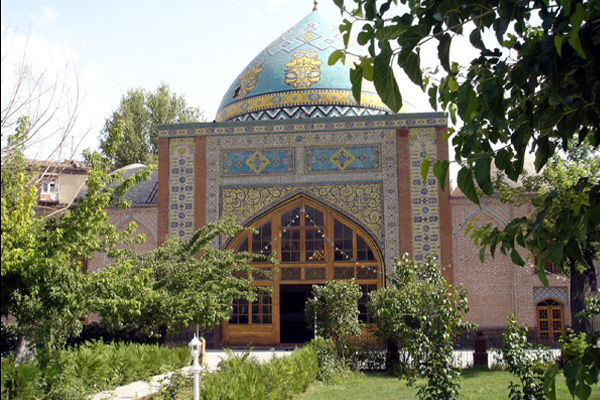 مسجد زیبای کبود