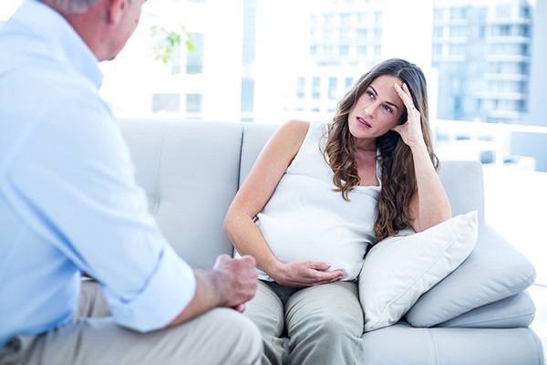 بروز مشکلات در دوران بارداری و شیردهی
