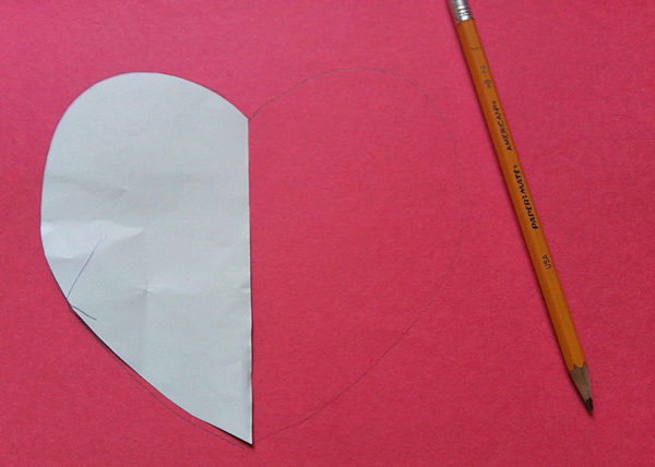 الگوی قلب پاکت نامه برای کاردستی روز پست