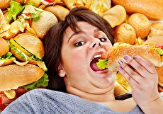 اعتیاد به غذا چیست و چه علائمی دارد؟