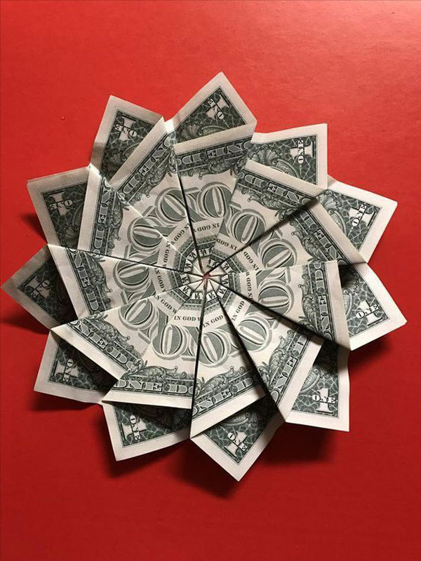 ایده‌های متنوع تزیین پول به شکل گل اوریگامی
