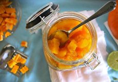 طرز تهیه ترشی کدو حلوایی به ۲ روش هندی و با گوجه فرنگی