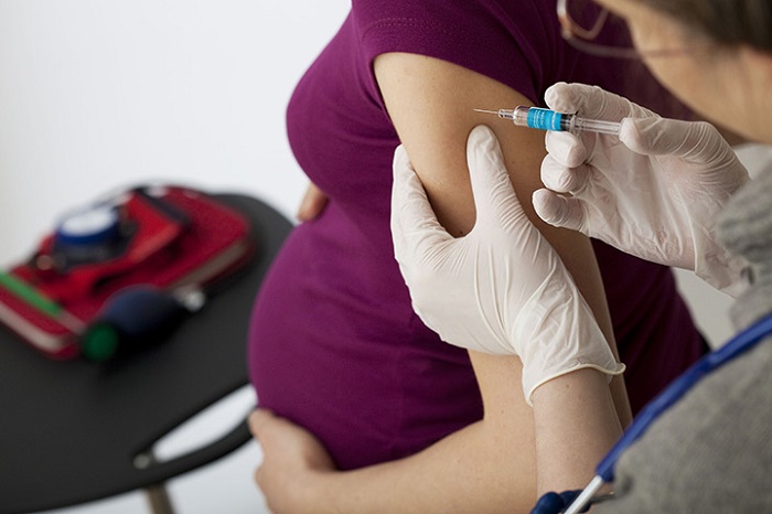 آمپول بتامتازون در بارداری؛ خطرات احتمالی و شرایط تزریق