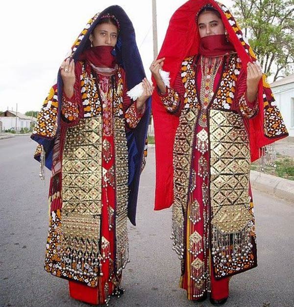 لباس ترکمنی زنانه سوزن دوزی شده