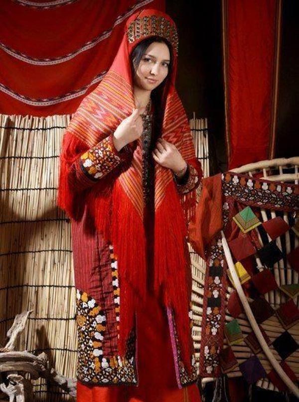 Туркменские женские платья