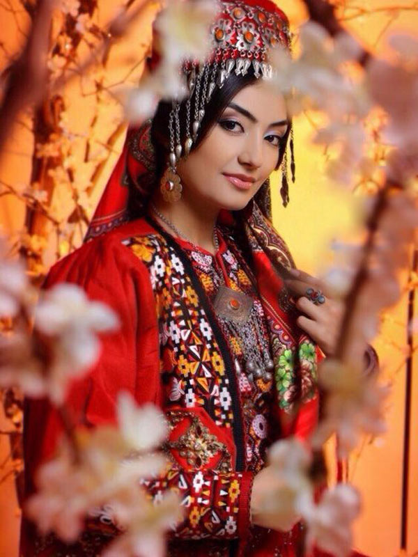 مدل لباس عروس ترکمنی