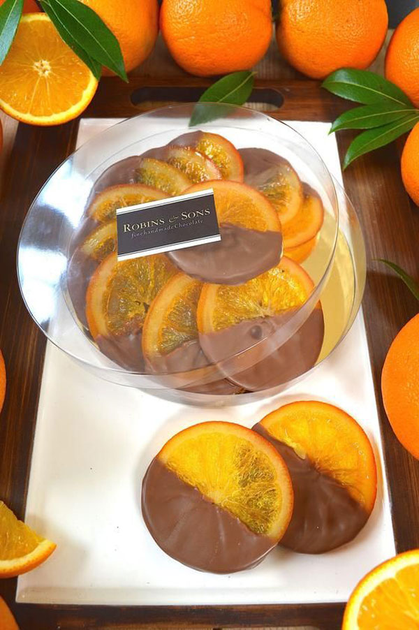 تزیین پرتقال شب یلدا با شکلات خوشمزه