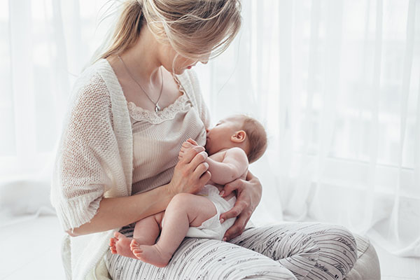 عرق شنبلیله افزایش دهنده شیر مادر 