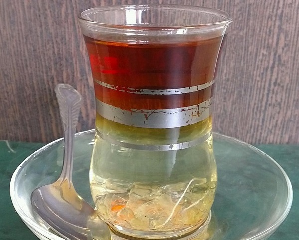 طرز تهیه چای دو رنگ