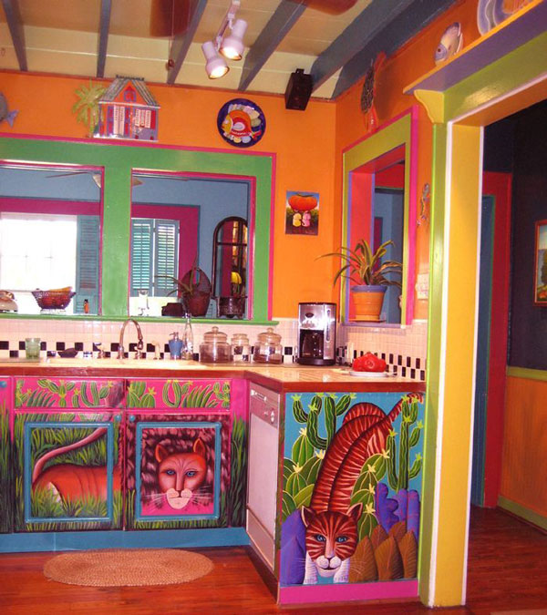 نقاشی‌های متنوع برای تزیین درب کابینت آشپزخانه