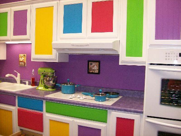 ایده‌های متنوع رنگ‌آمیزی برای تزیین درب کابینت آشپزخانه