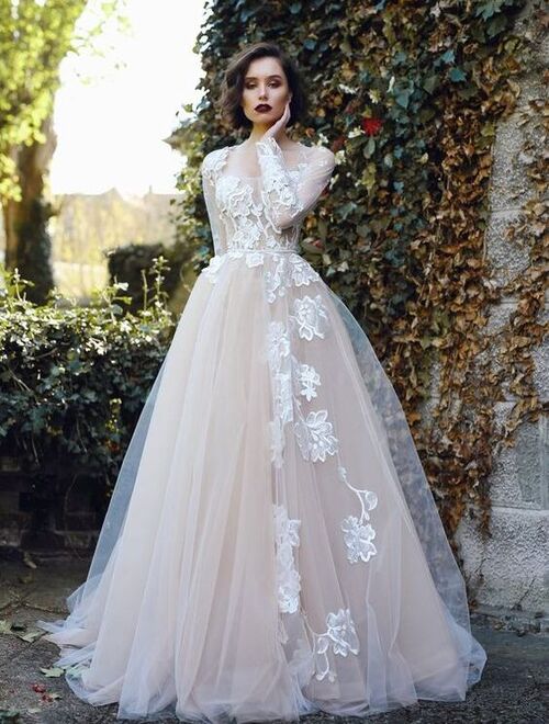 لباس عروس پوشیده با دانتل شیک 
