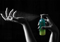 راه های افزایش ماندگاری عطر با ۶ روش کاربردی