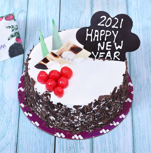 کیک تولد ساده خانگی 2021