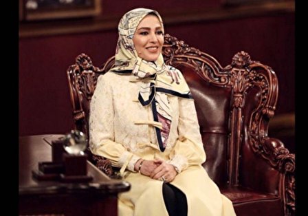 وقتی ژیلا صادقی نمی گذارد مدیری حرف بزند!