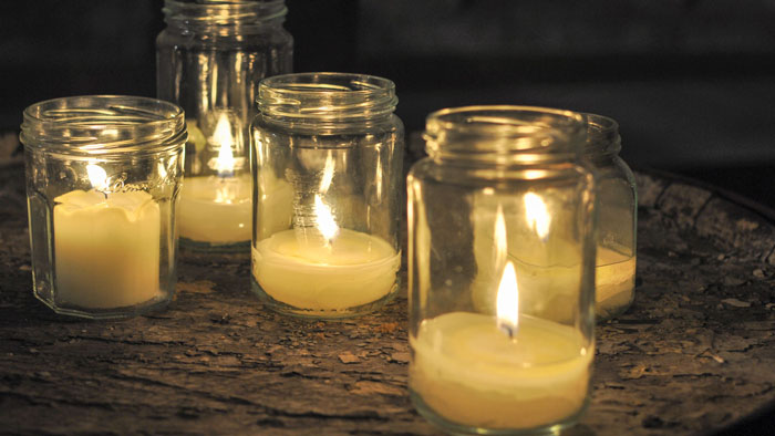 با شمع بیشتر آشنا شوید؛ از تاریخچه‌ی شمع تا آموزش ساخت شمع در خانه!