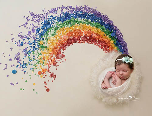 ایده عکاسی از نوزاد با طرح رنگین کمان