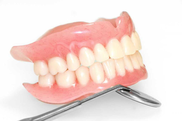 تعبیر خواب دندان مصنوعی - دیدن دندان مصنوعی در خواب