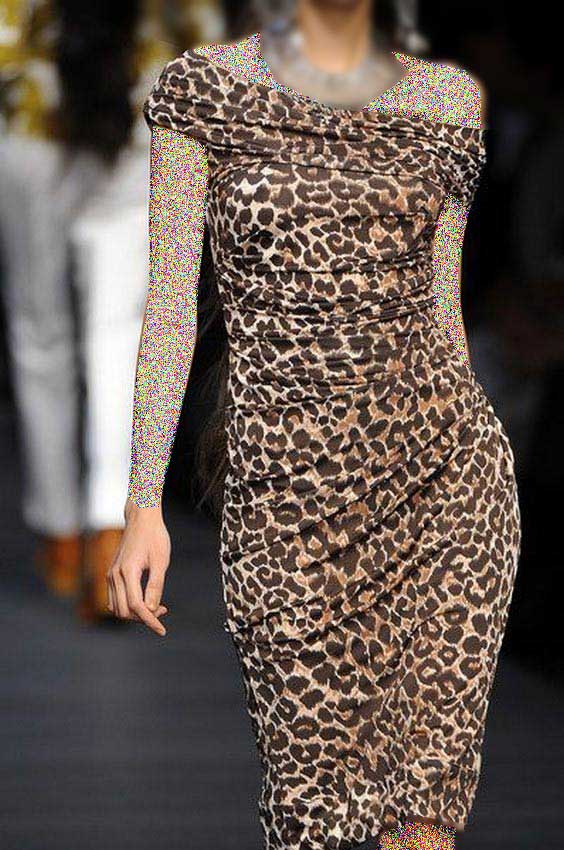 Платье из леопардовой ткани фото фасонов