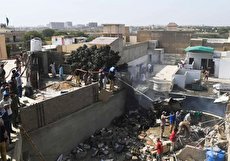 نجات ۳ نفر در حادثه سقوط هواپیمای پاکستانی