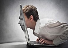 اعتیاد به اینترنت چیست؟ علت، علائم و راه های درمان