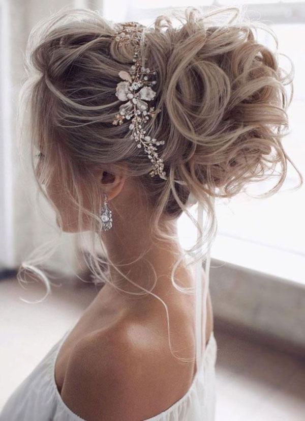 شینیون زیبا با ریسه ظریف برای مدل موی عروس جدید