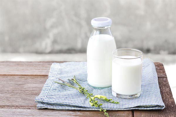 شیر از غذاهای مضر برای سلامتی