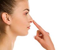 لیفت بینی دائمی با ژل و نخ چگونه است و آیا واقعا دائمی است؟