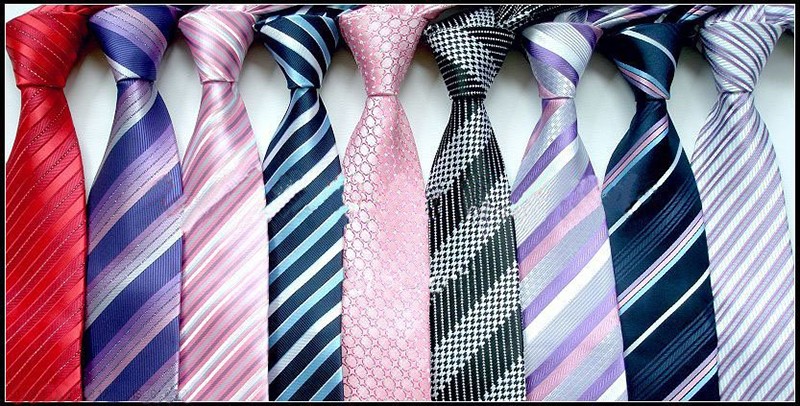 تعبیر خواب کراوات - دیدن کراوات در خواب چه تعبیری دارد؟ (بدون عکس نمایه)