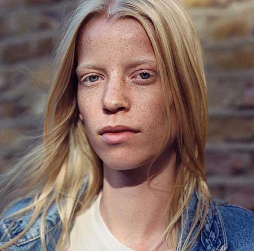 عکس دختر زشت خنده دار