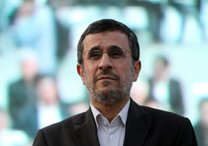 واکنش احمدی نژاد به قرارداد با چین: مذاکره میکنند هیچکس خبر ندارد!