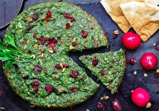 طرز تهیه کوکو سبزی با سبزی خشک ؛ مجلسی و خوشمزه