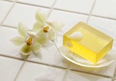 صابون گلیسیرین برای انواع پوست چه خواصی دارد؟