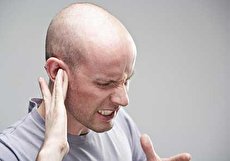 گوش درد چه علت هایی دارد و درمان خانگی و دارویی آن چیست؟