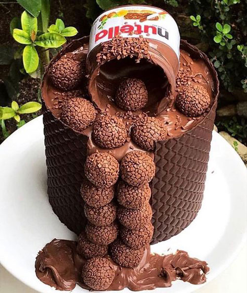 تزیین کیک مجلسی شکلاتی با ترافل شکلاتی نوتلا