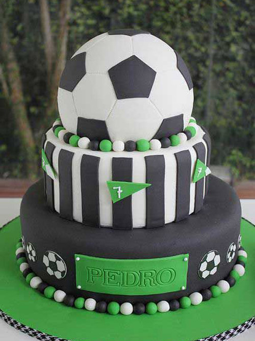 کیک تولد پسرانه مدل توپ فوتبال
