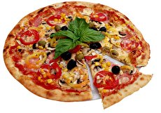 طرز تهیه پیتزا مخصوص رستورانی با گوشت و ژامبون
