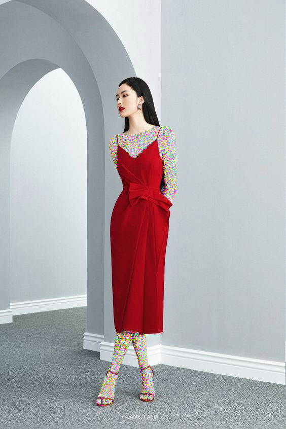 لباس مجلسی با پارچه کرپ قرمز