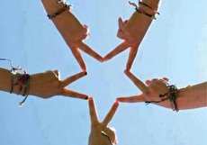 اسم گروه دخترانه واتساپ و تلگرام؛ اسم های شاد و دوستانه