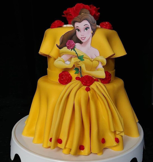 مدل کیک تولد دخترانه عروسکی زیبا با خمیر فوندانت