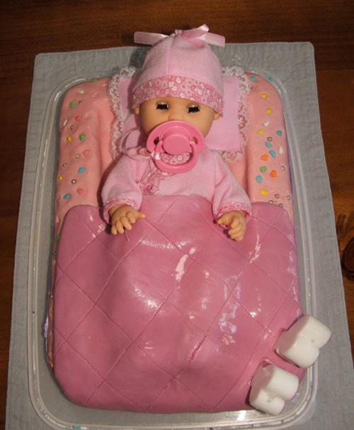 مدل کیک تولد عروسکی برای نوزاد دختر