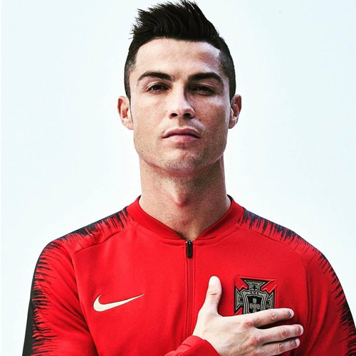 عکس رونالدو با لباس تیم ملی پرتغال برای پروفایل 